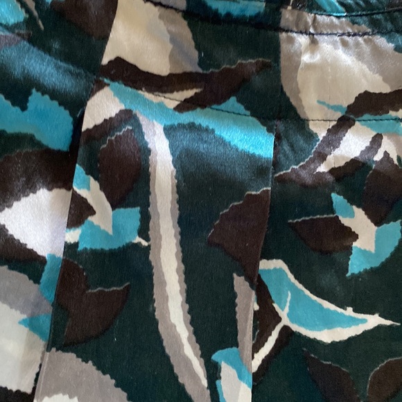 Delia’s Skater Skirt Floral Pattern Size 9.FREE WITH PURCHASE JUST ADD TO BUNDLE - Picture 4 of 4